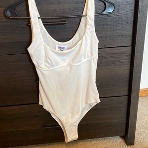 Princess Polly White Bodysuit New Without Tags US size 4